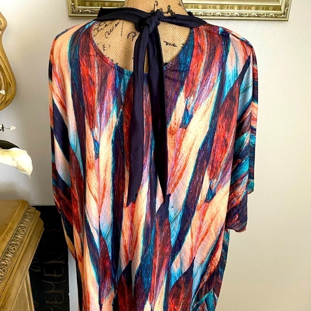 NEW Pixie Lady multi color tunic with a tie in the back. Size XL. - Picture 3 of 5